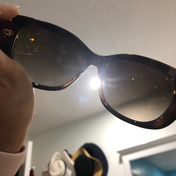 Coach sunglasses - Picture 5 of 6